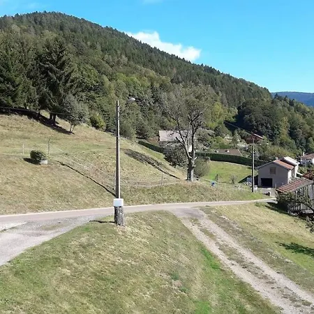 Au Pied Du Mont Saint-Maurice-sur-Moselle