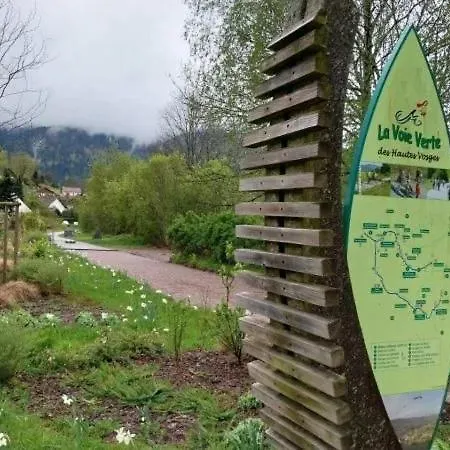 Au Pied Du Mont דירה *