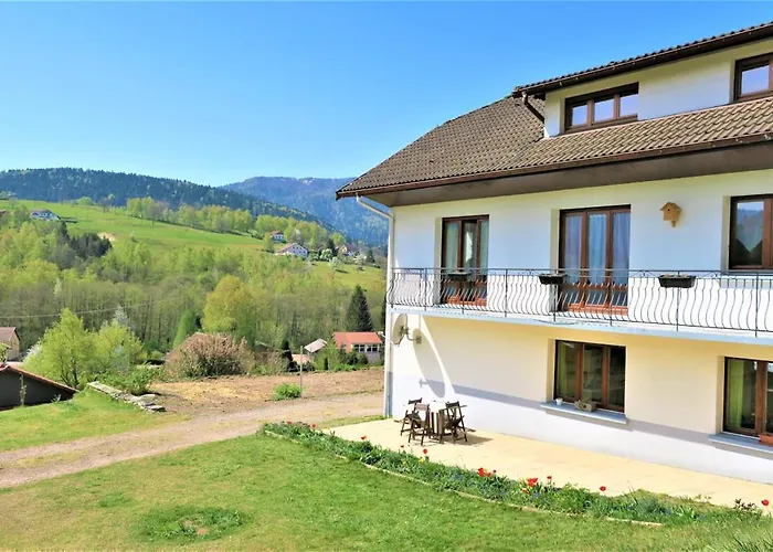 Au Pied Du Mont * Saint-Maurice-sur-Moselle