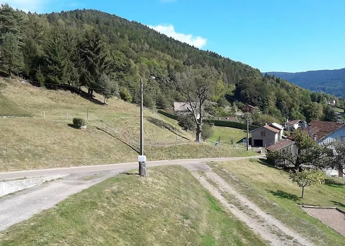 Au Pied Du Mont Saint-Maurice-sur-Moselle